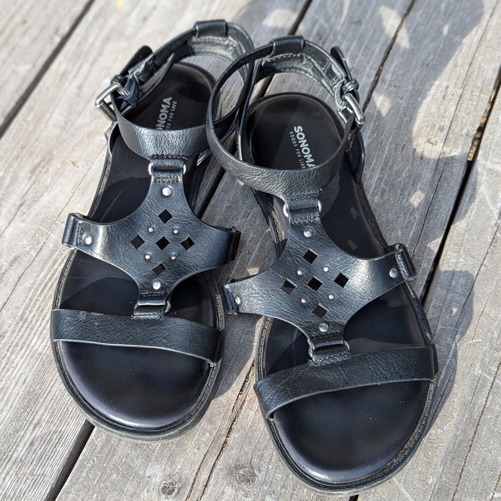 Comfortable Black Anklestrap Sandals